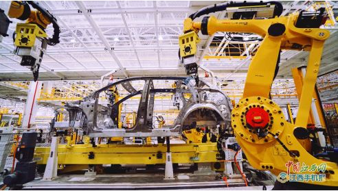 強強聯(lián)合共創(chuàng)輝煌 世界溫商考察愛馳汽車，深化汽車銷售合作
